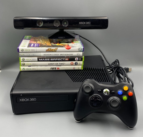 Xbox 360 slim - +, controller